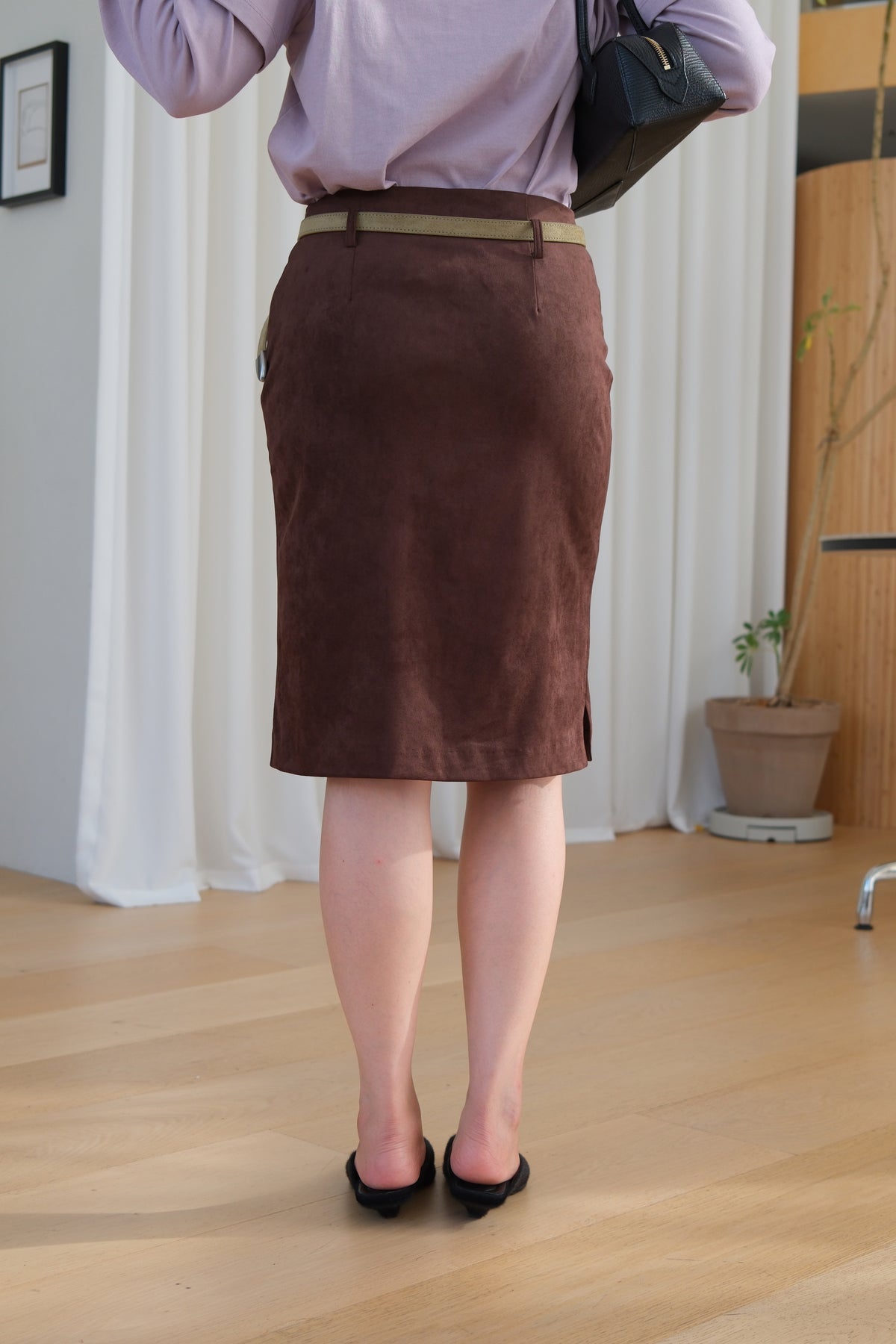 Mariel Velvet Pencil Midi Skirt