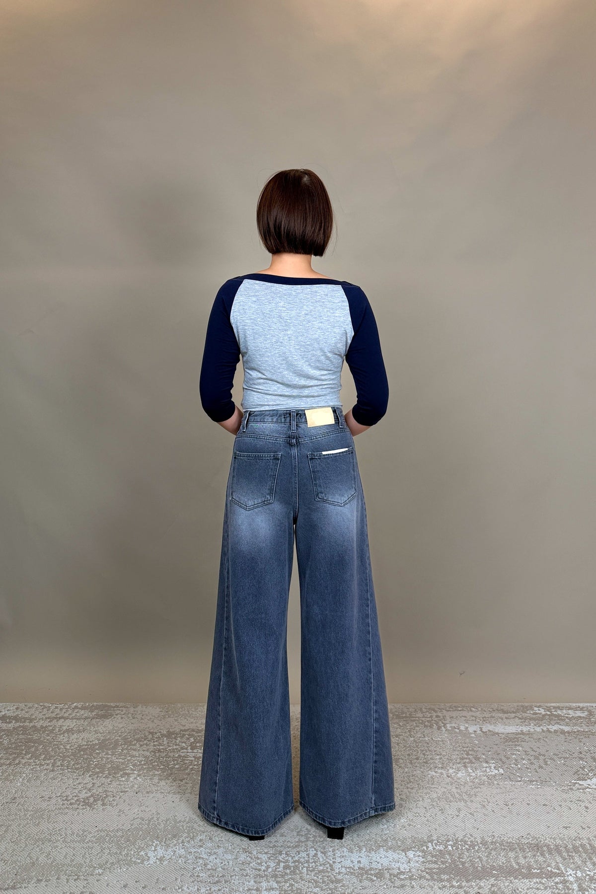 Della Grey Wash Wide Jeans